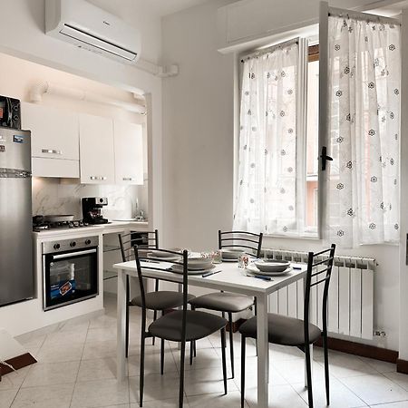 Tolly House-Rapallo City Centre Buitenkant foto